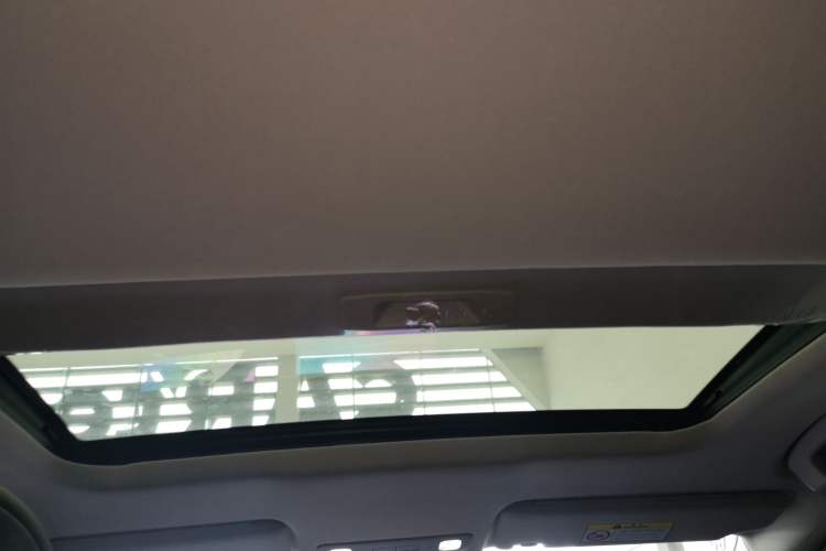 Used Nissan N6 2026 Model 180 Max Headliner