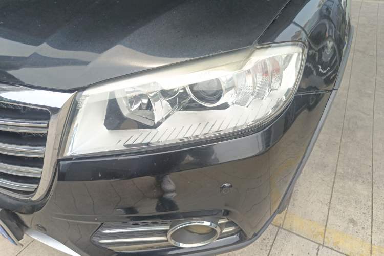 Used Haval H6 2015 Revised Version Sport Edition 1.5T Manual Transmission Two-Wheel Drive Elite Grade