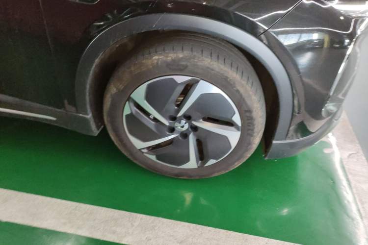 Used Nio ES6 2024 75 kWh
