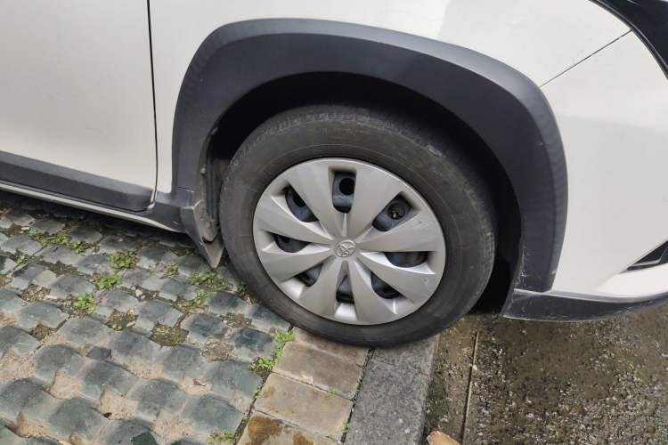 Used Toyota YARiS L Zhi Xuan 2021 X-Trail 1.5L CVT Leading Edition
