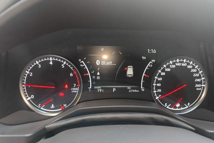 Used Toyota Land Cruiser 
