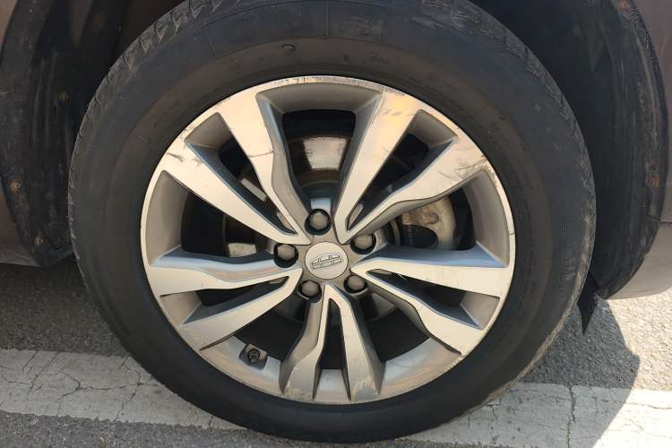 Used Geely Auto Emgrand X7 Sport 2016 1.8TD Automatic Smart Connectivity Version
