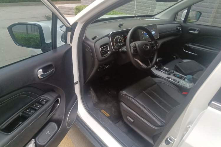 Used GAC Trumpchi GS3 2022 POWER 270T Automatic Luxury Edition Driver Seat