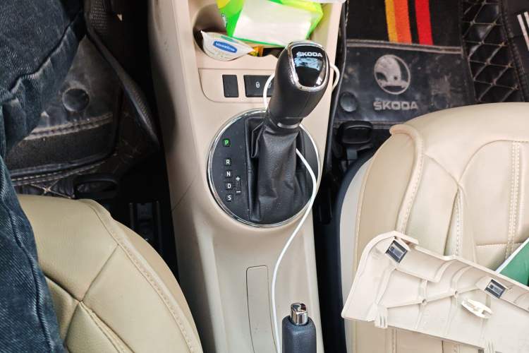 Used Skoda Fabia 2014 1.4L Automatic Crystal Edition