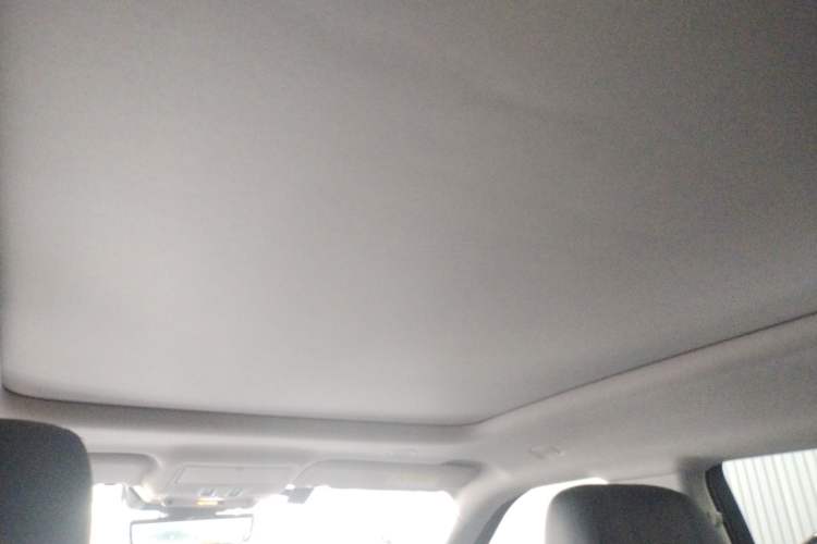 Used Land Rover Range Evoque 2021 Range Rover L 249 PS R-Dynamic SE Luxury Edition Headliner