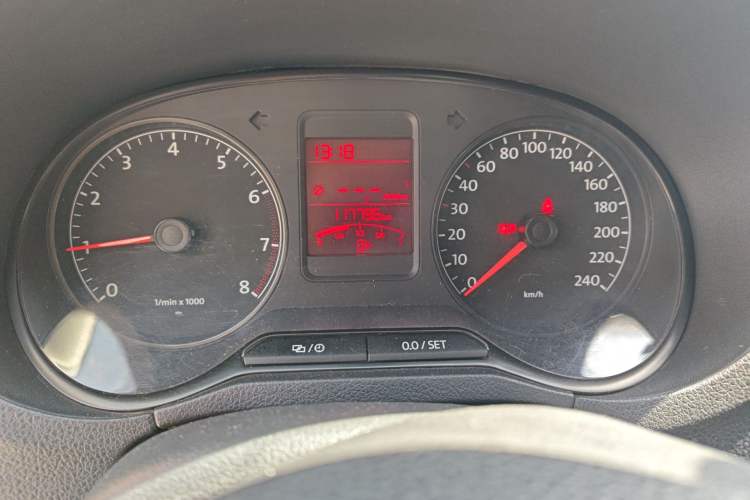 Used Volkswagen Polo 2013 1.6L Manual Comfort Edition Instrument Cluster