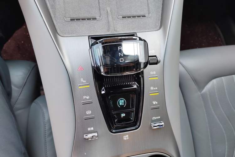 Used Denza N7 2023 Long-Range Performance Max Edition
