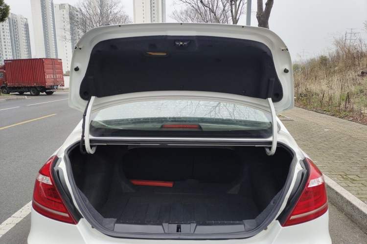 Used Geely Auto Emgrand 2016 Sedan 1.5L Manual Upward Edition
