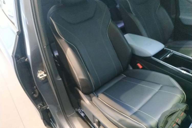 Used Volkswagen ID.4 X 2025 Smart Version Pure & Intelligent Enjoyment Edition