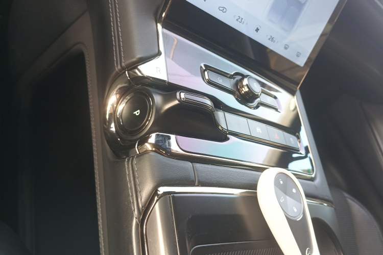 Used Nio ES8 2020 580 km Range Signature Edition Six-Seater Version