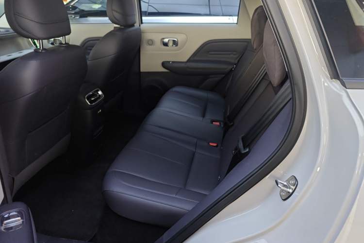 Used Leapmotor B10 2025 510 Joyful Edition Left Rear Seat