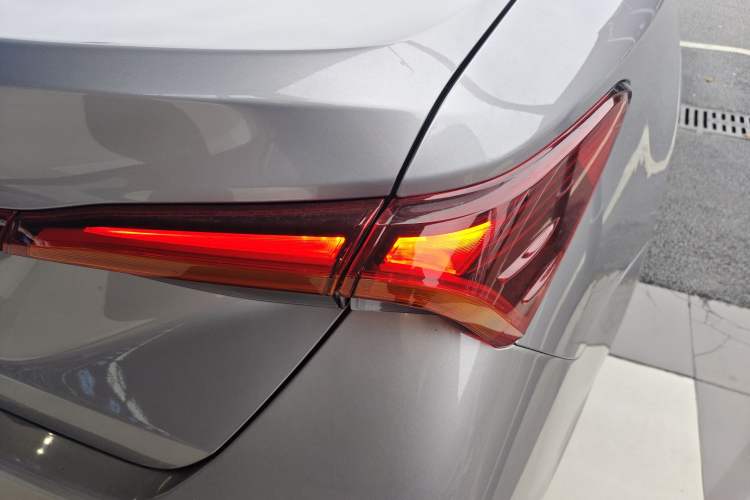 Used Toyota Avalon 2023 2.0L Premium Edition