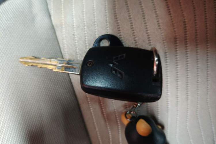 Used Wuling Hongguang V 2022 1.5L Enjoy Edition Hydraulic Power Steering LAR