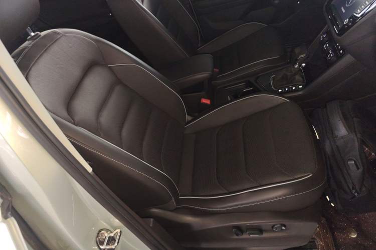 Used Volkswagen Tiguan L 2017 330TSI Automatic Two-Wheel Drive Flagship Edition