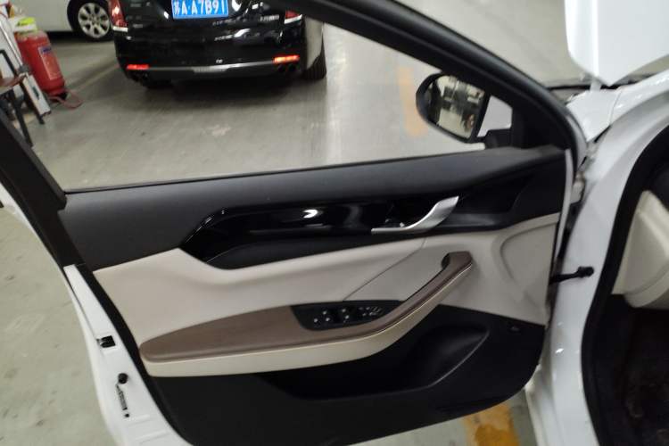 Used BYD Qin PLUS 2023 Champion Edition DM-i 55KM Leading Model