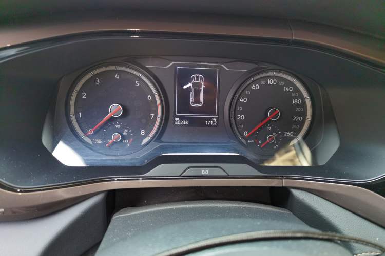 Used Volkswagen Tharu 2019 280TSI Two-Wheel Drive Luxury Version China VI Standard
