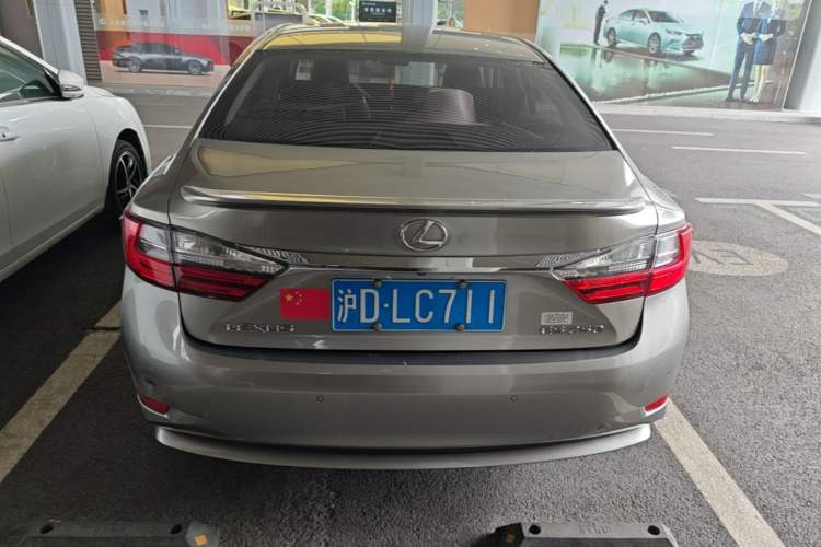 Used Lexus ES 2015 200 Elite Edition
