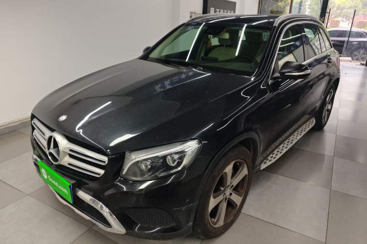 Used Mercedes-Benz GLC 2016 GLC 300 4MATIC Dynamic Model