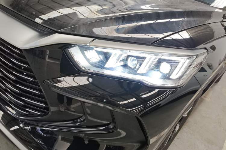 Used BYD Song Pro New Energy 2024 HONOR Edition DM-i 71KM Navigation Model Left Front Headlight