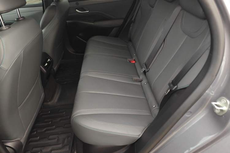 Used BYD Qin PLUS 2025 DM-i Smart Drive 55KM Leading Model
