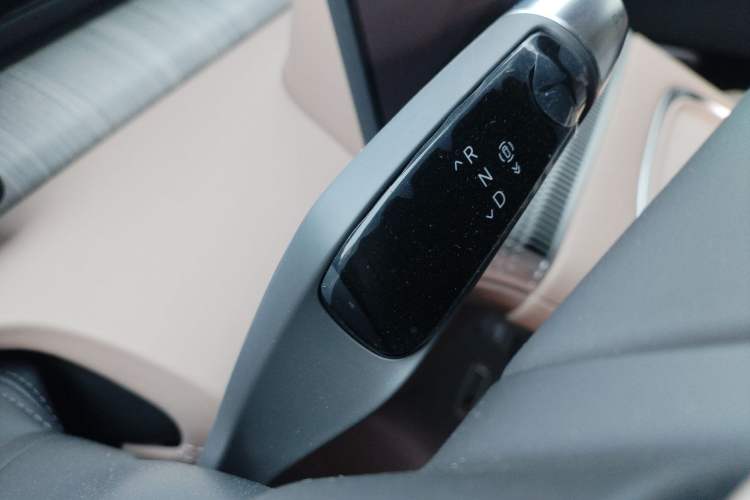 Used XPeng X9 2026 Model—Range-Extended Version 1602 Ultra
