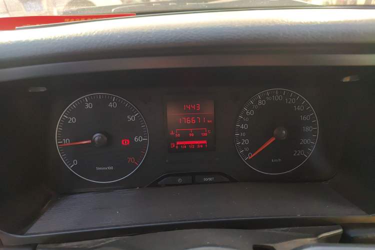 Used Volkswagen Jetta 2010 1.6L Partner