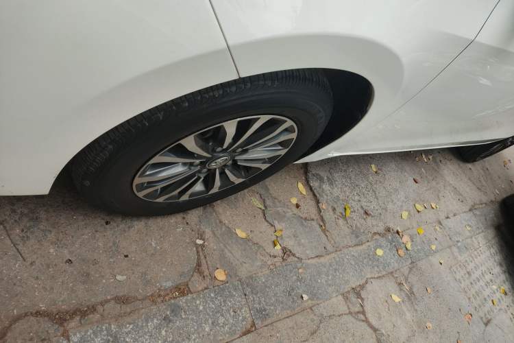 Used Toyota Corolla 2017 Revised Version 1.2T S-CVT GL