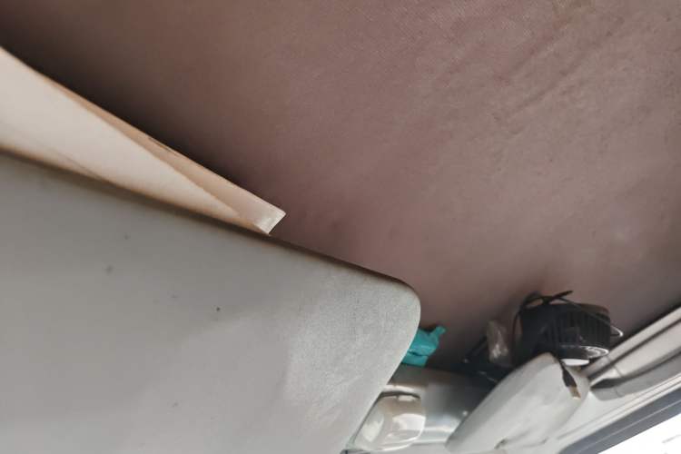 Used Wuling Rongguang 2011 1.2L Base Version
