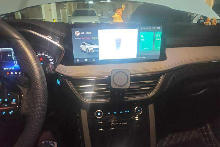 Used Ford Escape 2020 EcoBoost 245 Four-Wheel Drive Titanium Edition Audio And AC Panel