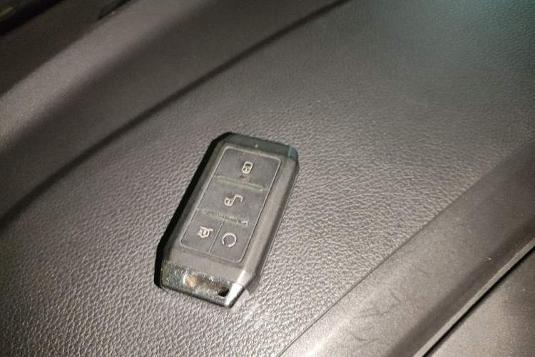 Used BYD S2 2019 Smart Standard Version
