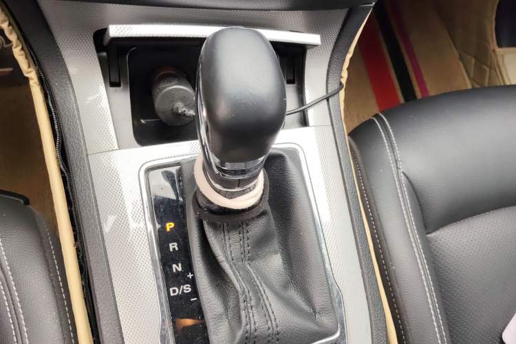 Used Roewe RX5 2020 20T Automatic 4G Connected Million Edition