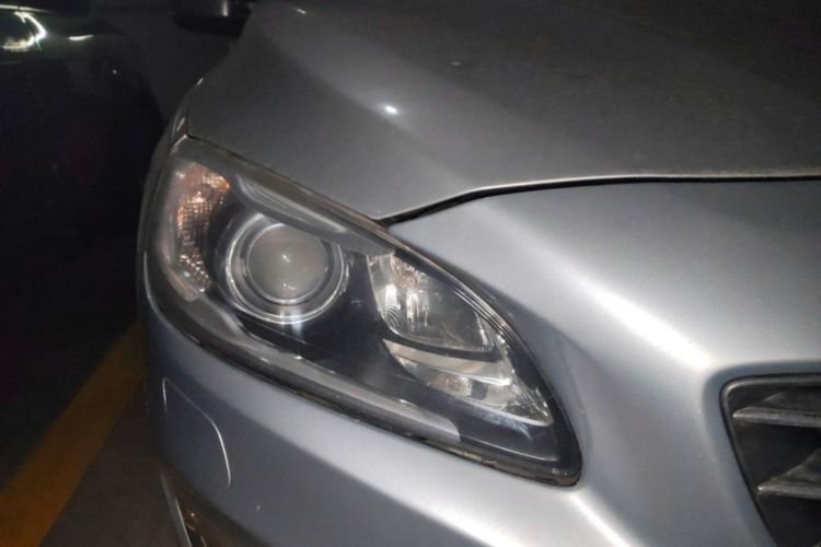 Used Volvo V60 2013 T5 Zhiya Edition Right Front Headlight