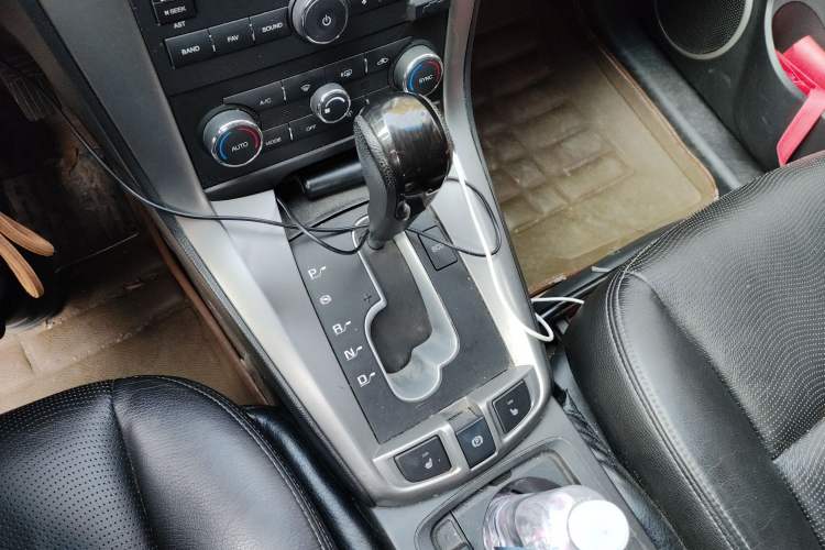 Used Chevrolet Captiva 2014 2.4L 4x4 Flagship Edition 7 Seats