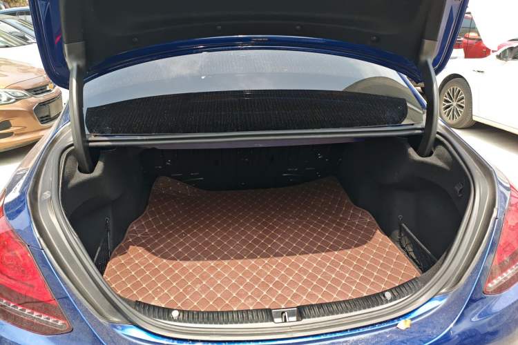 Used Mercedes-Benz C-Class 2021 C 260 L Sport Edition Star Collection Trunk