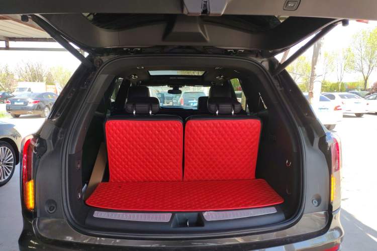 Used Cadillac XT6 2020 28T 7-Seater Luxury Sporty Enjoy-the-Comfort Safety Edition