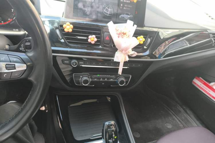 Used BMW 1 Series 2021 120i M Sport Night Edition Audio And AC Panel