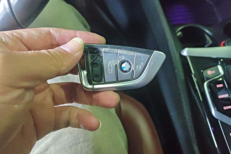 Used BMW 5 Series 2019 Restyled 530Li Luxury Edition M Sport Package