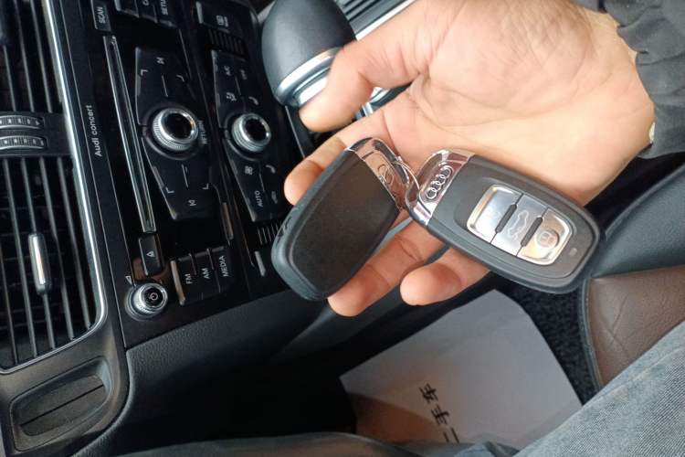 Used Audi Q5 2017 Plus 40 TFSI Ambition Model