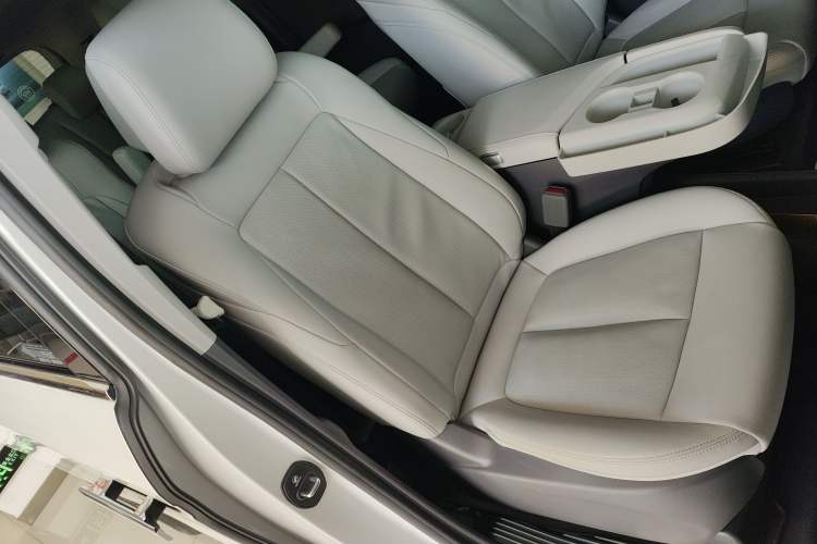 Used Buick GL8 2025 Lu Zun Smart Enjoyment Edition
