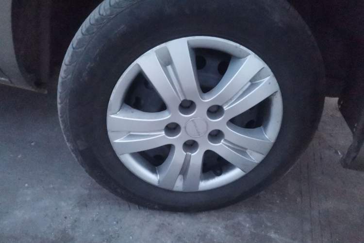 Used FORTHING Lingzhi 2025 M5 1.5T Long Wheelbase Base Model 7-Seater Exterior 7