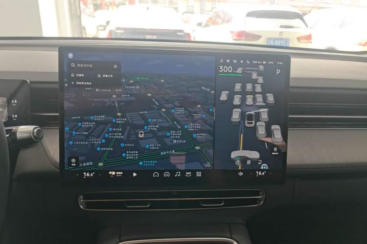 Used XPeng G6 2025 625 Long-Range Max Flagship Edition Audio And AC Panel