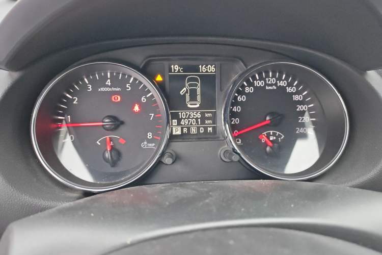 Used Nissan Qashqai 2011 2.0 XL Fire CVT 2WD Instrument Cluster