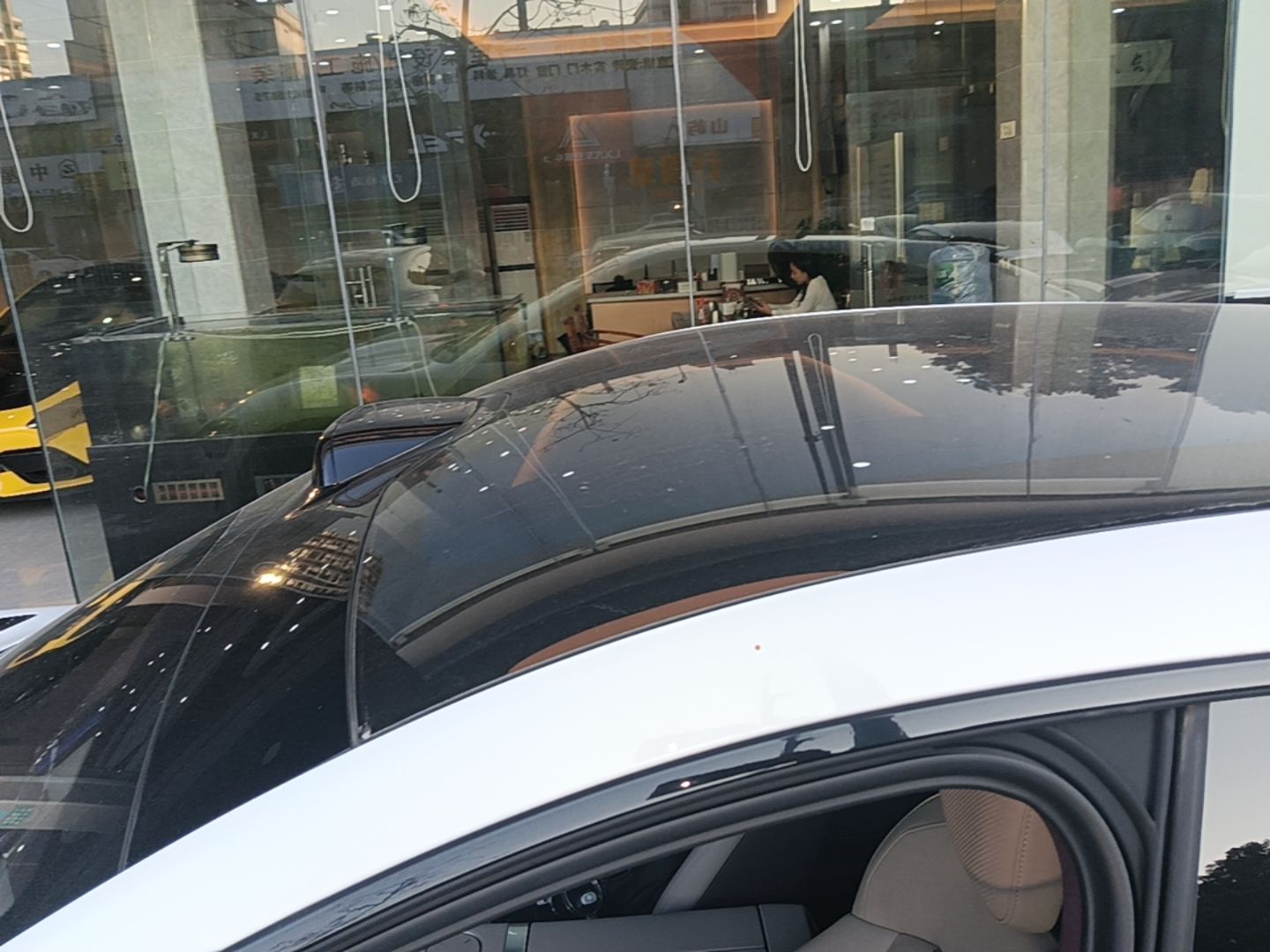 Xiaomi Auto YU7 2025 Ultra-Long Range High-Performance All-Wheel-Drive Max Edition — снимка 7