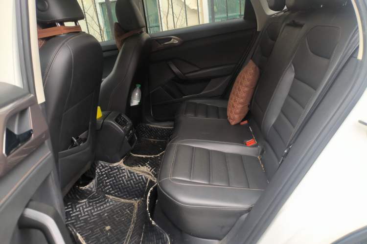 Used Volkswagen Tharu 2022 280TSI Two-Wheel-Drive Luxury Edition Left Rear Seat