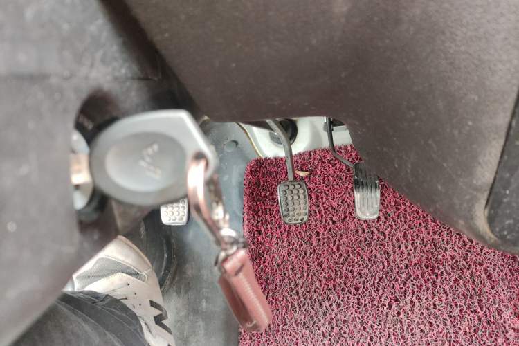 Used Wuling Zhiguang 2013 1.0L Practical Version
