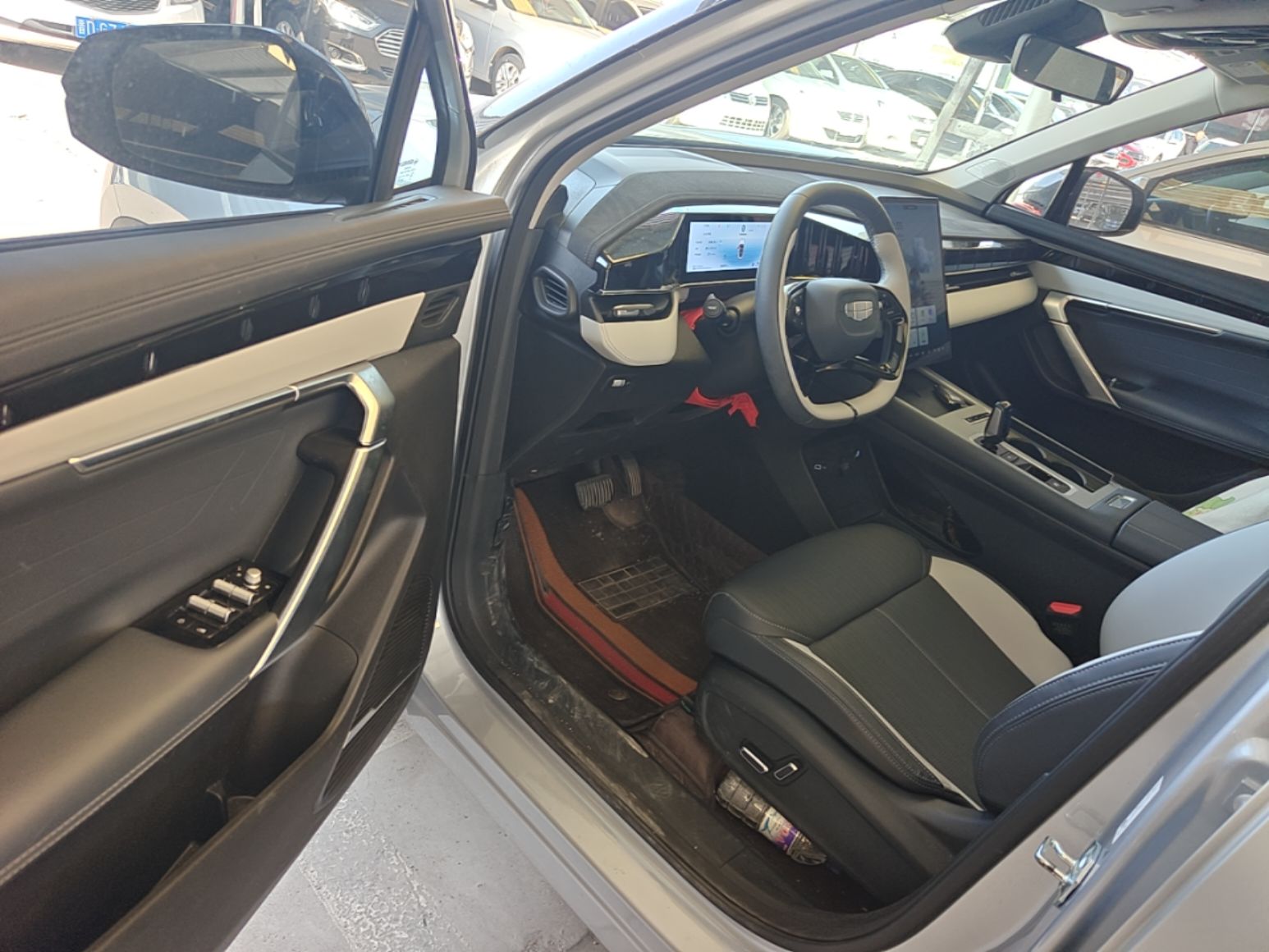 Geely Auto FX11 2024 1.5TD DCT Prestige Edition — снимка 18