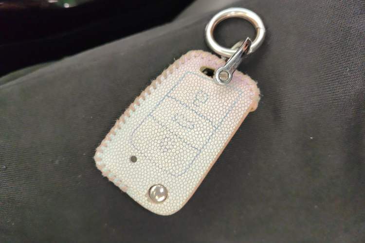 Used Volkswagen T-ROC 2018 280TSI DSG Two-Wheel-Drive Comfort Version China V Standard Vehicle Key