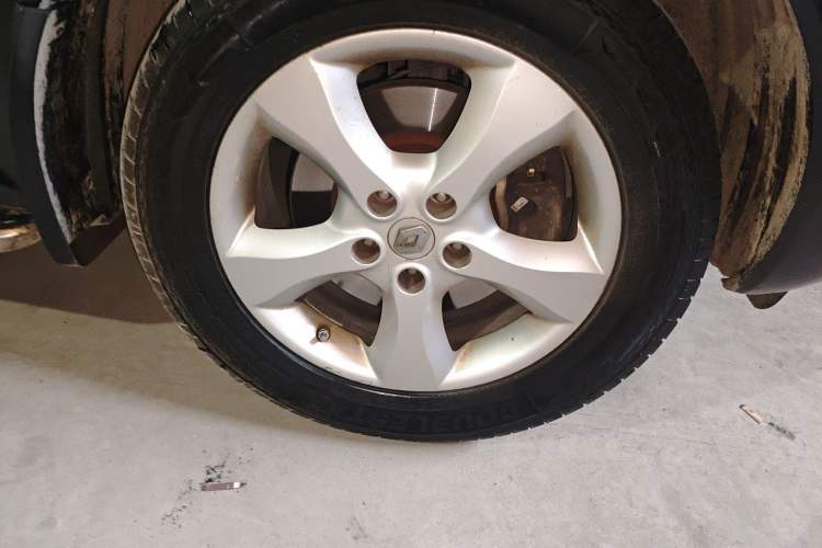 Used Renault Koleos 2012 2.5L 4x4 Comfort Edition with Navigation
