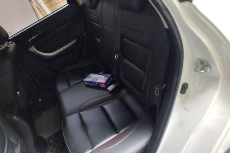 Used CHANGAN CS35 2016 1.6L Automatic Luxury Model China IV Standard
