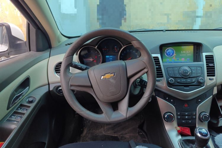 Used Chevrolet Cruze 2015 1.5L Classic SL MT
